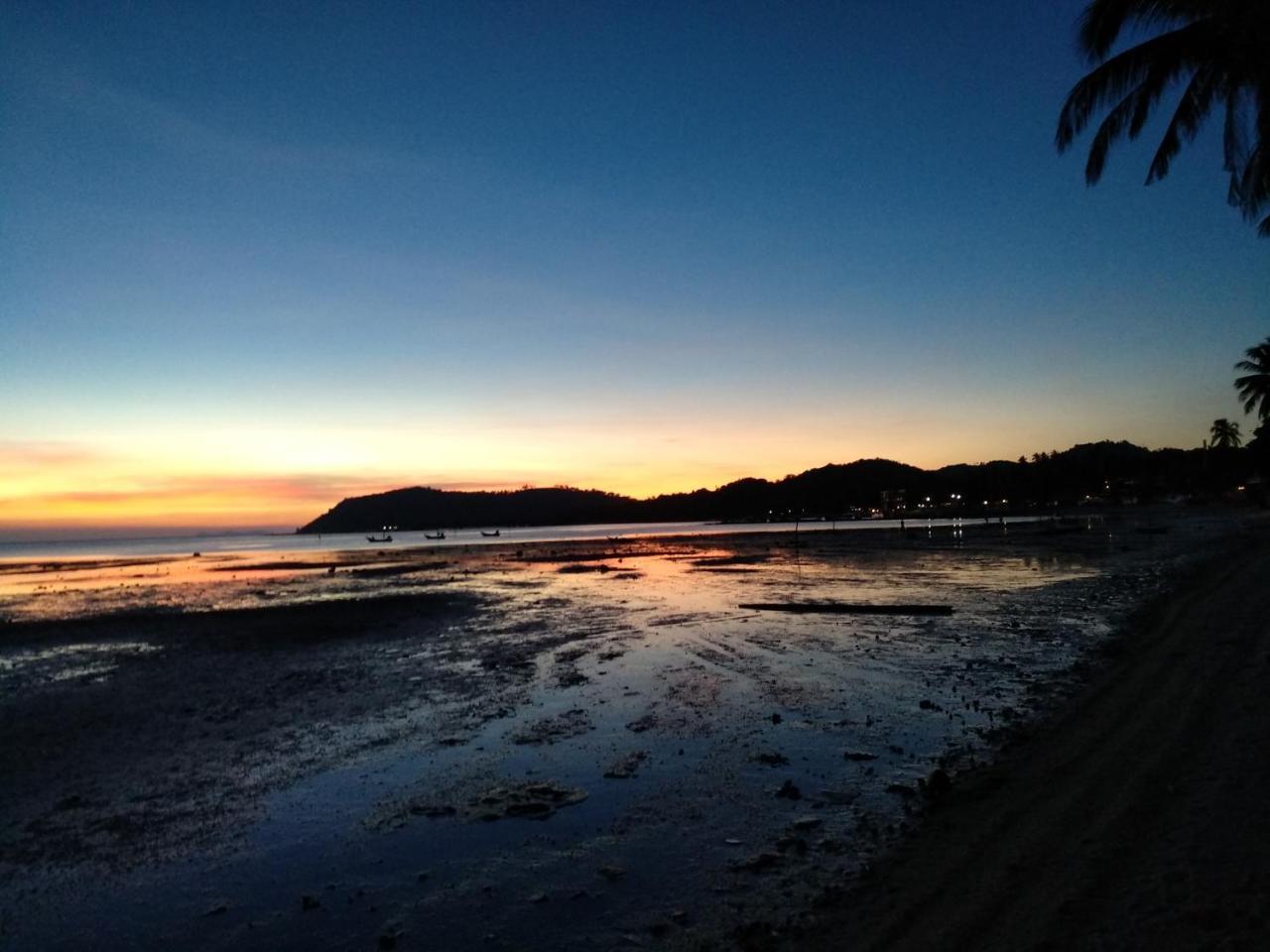 Right On The Beach House Villa Taling Ngam  ภายนอก รูปภาพ