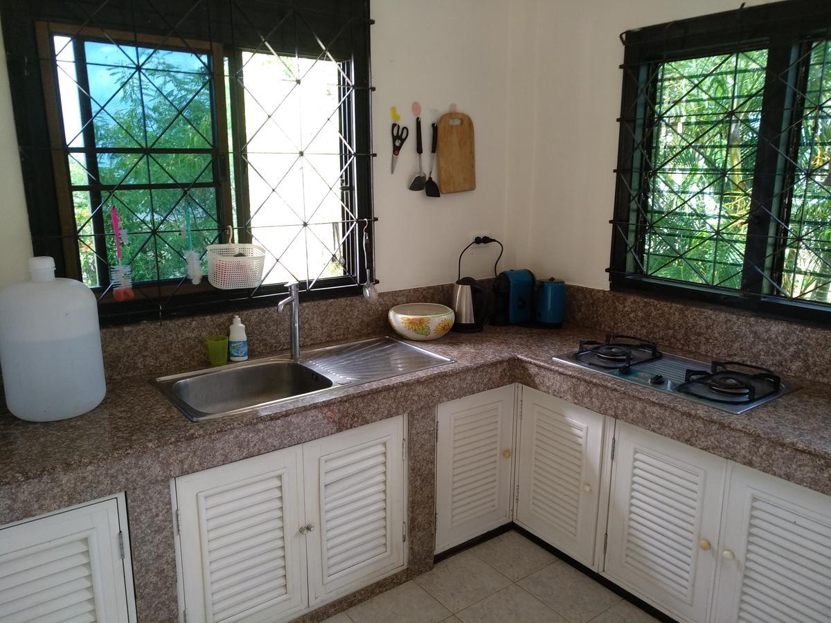 Right On The Beach House Villa Taling Ngam  ภายนอก รูปภาพ